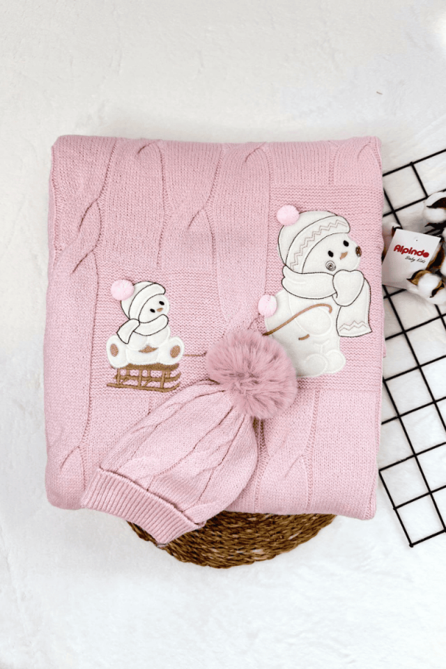 Ayı Desenli İçi Welsoftlu Triko Şapkalı Bebek Battaniyesi 100x110 cm