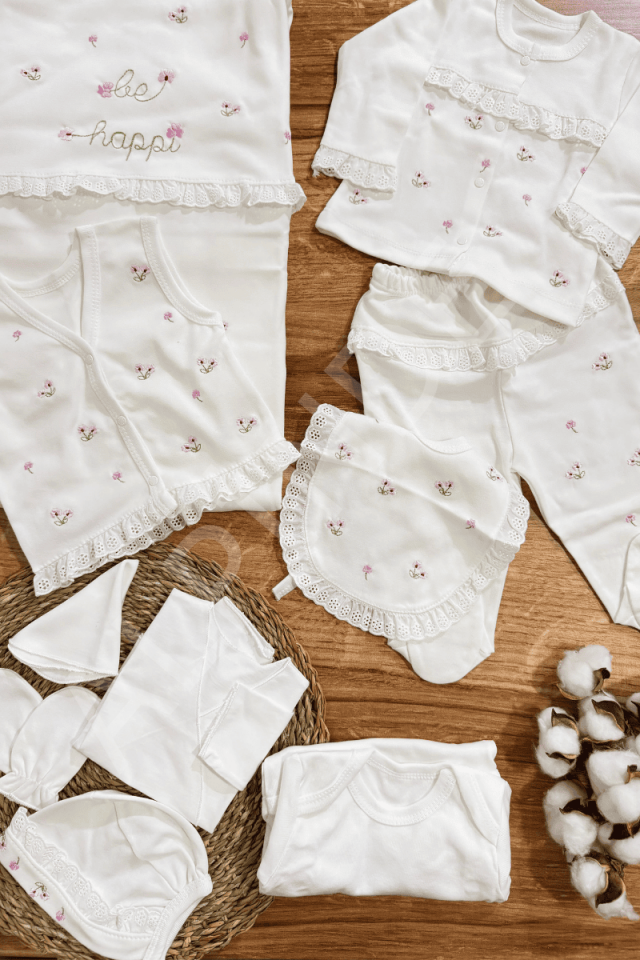 Be Happy Çiçek Nakışlı Güpürlü Yenidoğan Kız Bebek 10lu Zıbın Set Hastane Çıkışı