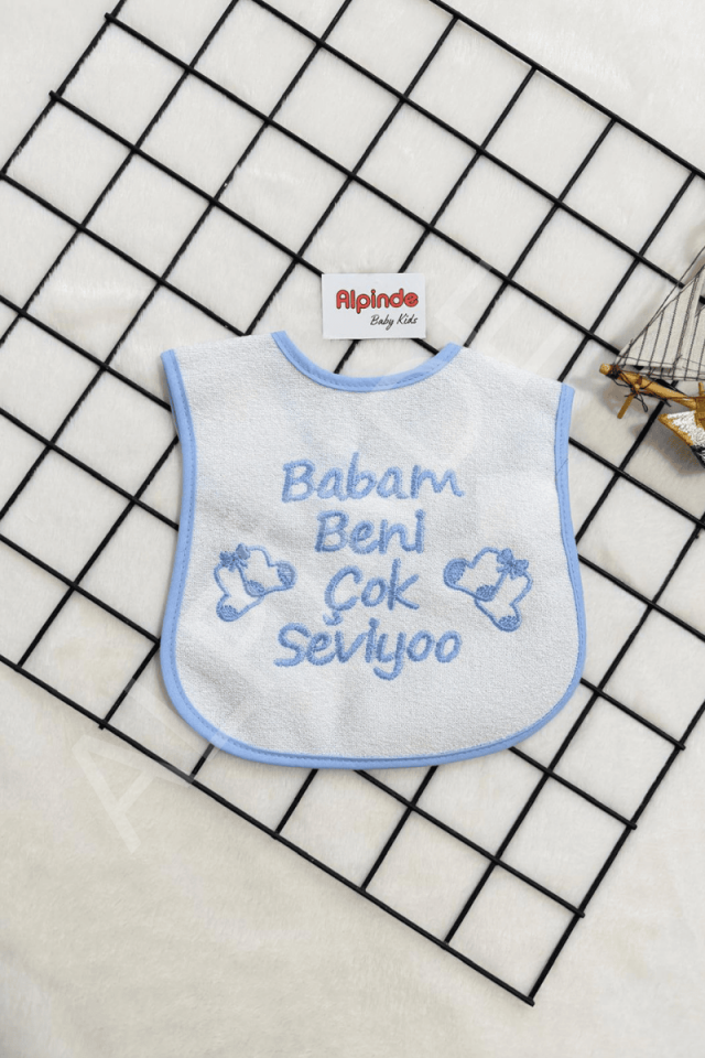 Babam Beni Çok Seviyoo Yazılı Mama Önlüğü