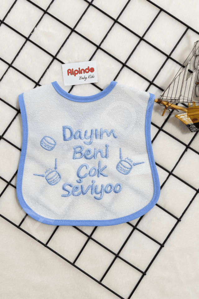 Dayım Beni Çok Seviyoo Yazılı Mama Önlüğü