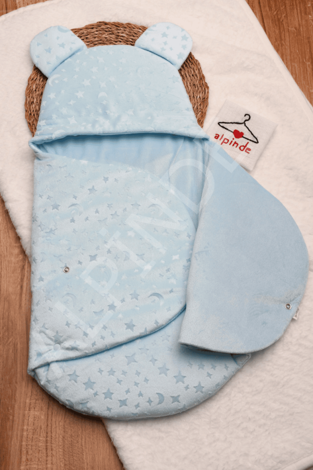 Küçük Yıldız Desenli Kadife Kundak Battaniye