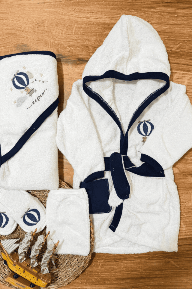 Balonlu Süzüne 4 Parça %100 Pamuklu Havlu & Bornoz Set