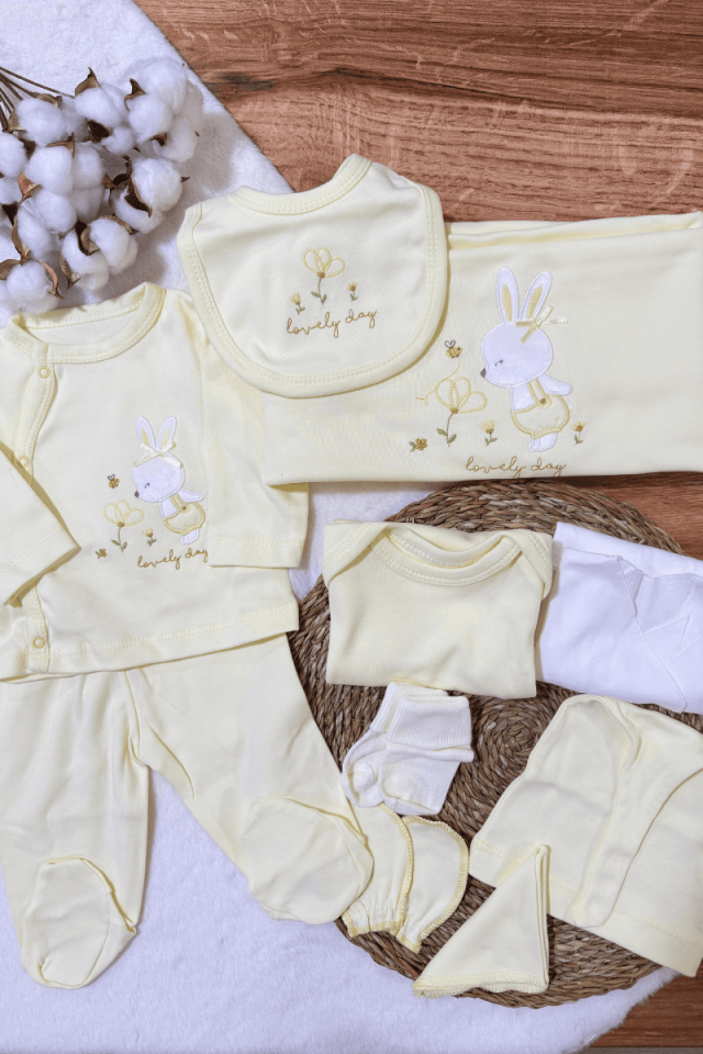 Tavşan Nakışlı %100 Pamuk Yenidoğan Kız Bebek 10lu Zıbın Set Hastane Çıkışı