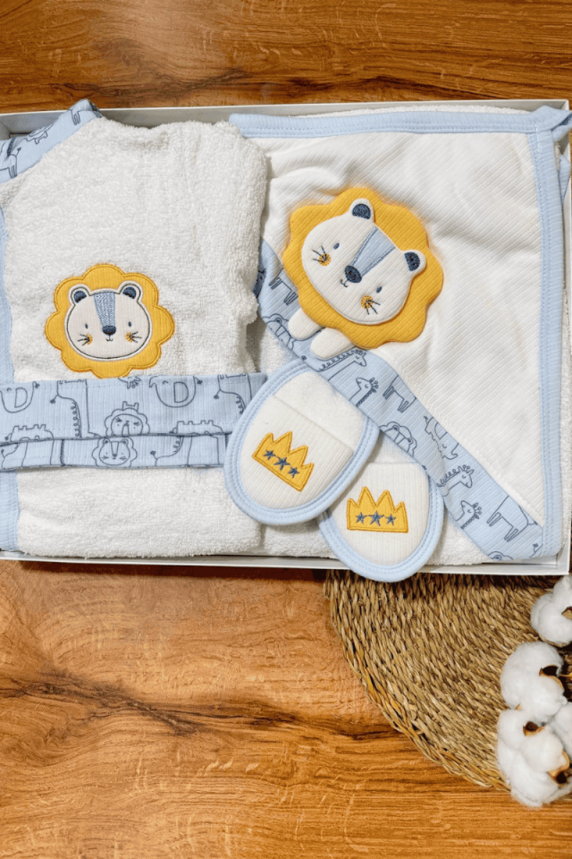 Lion Lüx 3 Parça %100 Pamuklu Havlu & Bornoz Set