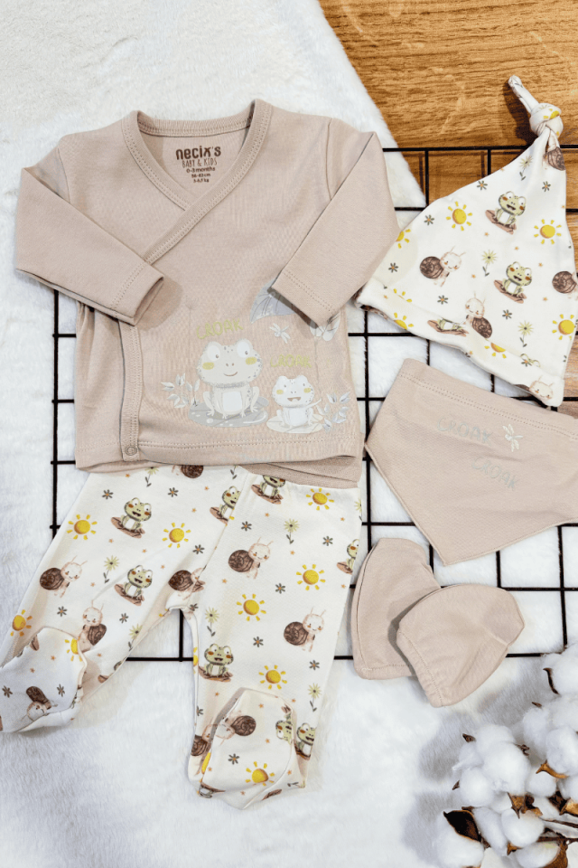 Kurbağa Baskılı Yenidoğan Erkek Bebek 5li Zıbın Set