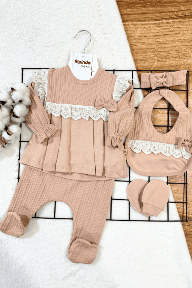 Madamme Güpür Detaylı %100 Pamuklu 5li Zıbın Set