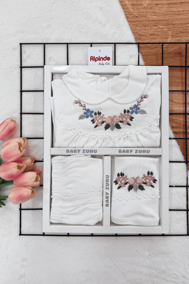 Çiçek Nakışlı %100 Pamuklu Yenidoğan Kız Bebek 5li Zıbın Set
