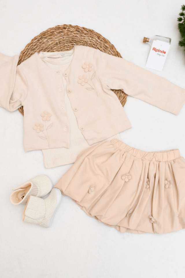 Papatya Nakışlı Triko Ceketli Balon Etekli Takım 2/3/4/5 Yaş Bej