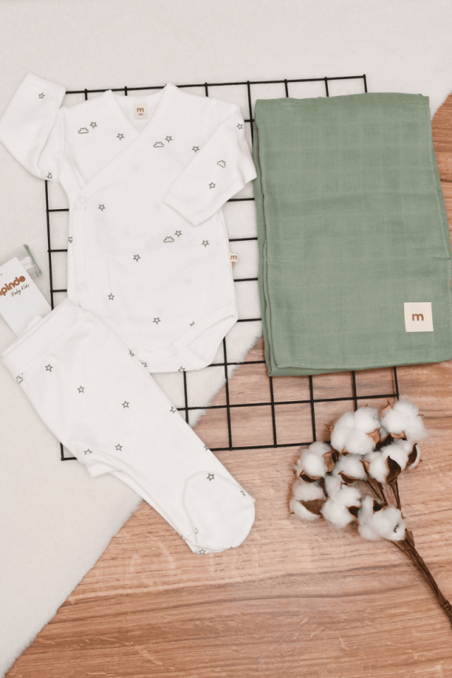 Gökyüzü Baskılı Erkek Bebek Yenidoğan 3lü Hastane Çıkış Set 0-3 Ay Yeşil